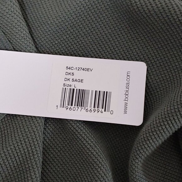 Bobi Los Angeles Split Neck Boxy Tee - Picture 5 of 6